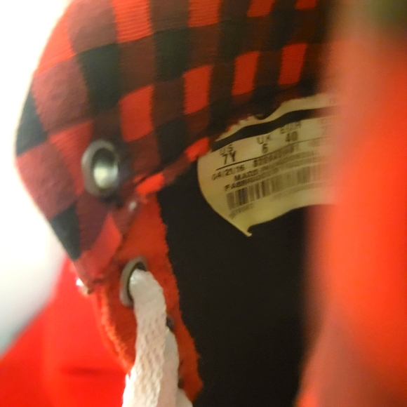 Air Force 1 LV8 GS-GOAT - Picture 4 of 4